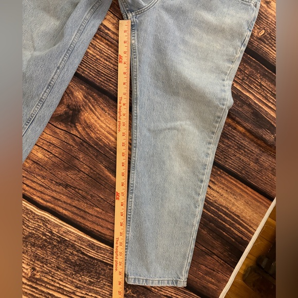 Lands End Vintage High Rise Mom Jeans Light Wash Sz. 28 / 6 - Picture 6 of 9